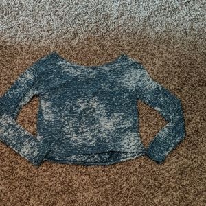 Blue open back long sleeve shirt